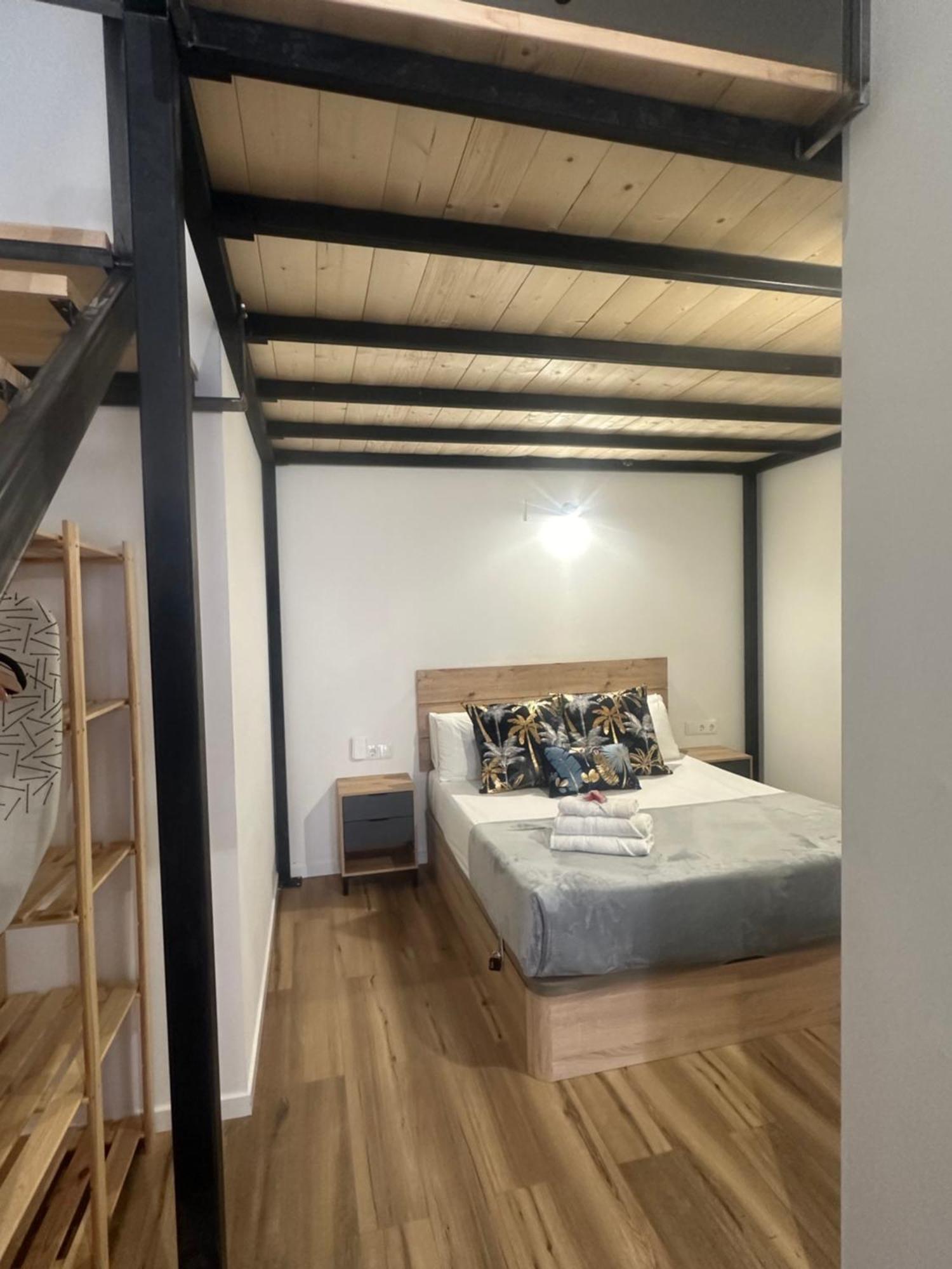Portobeach Valencia Suites Екстер'єр фото