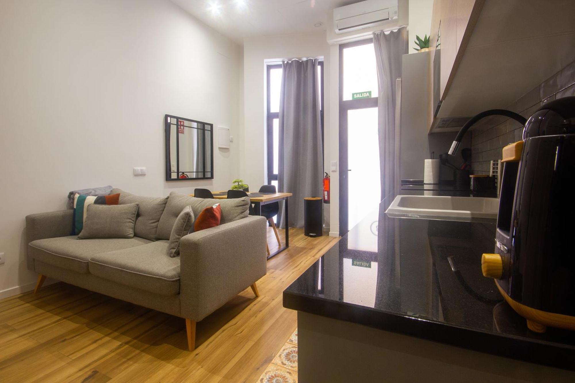 Portobeach Valencia Suites Екстер'єр фото