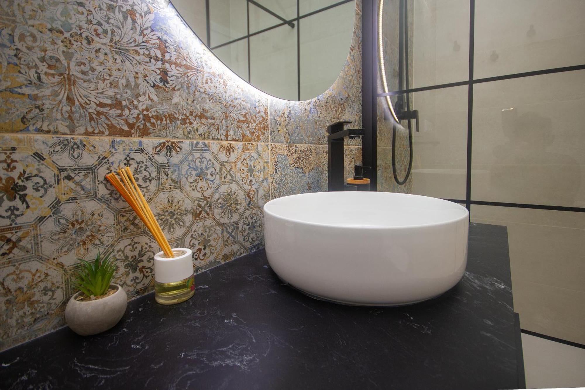 Portobeach Valencia Suites Екстер'єр фото