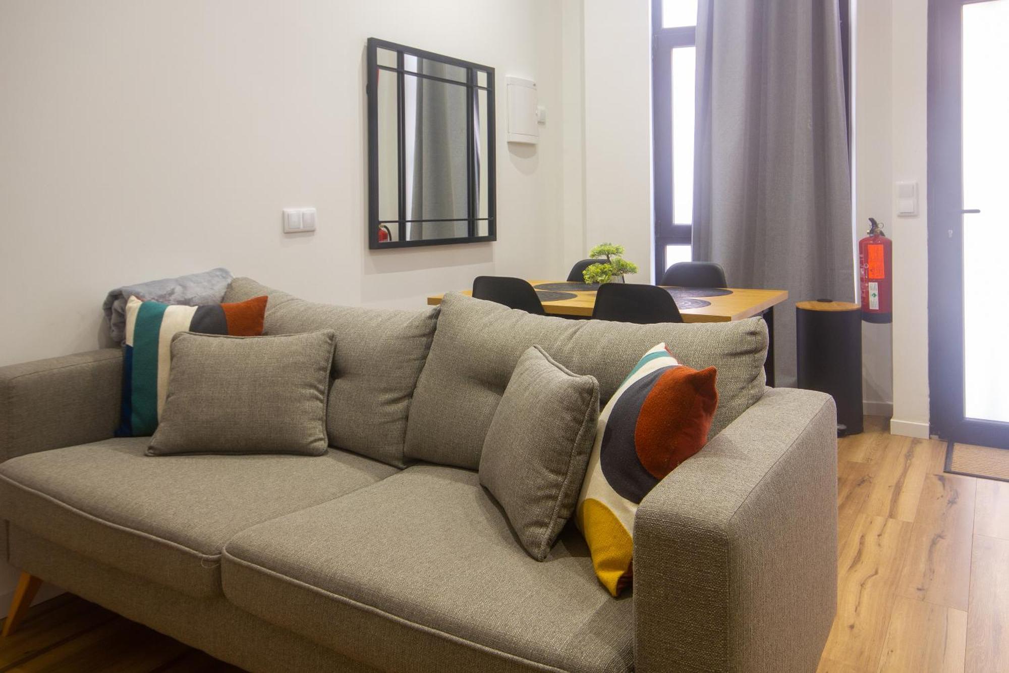 Portobeach Valencia Suites Екстер'єр фото
