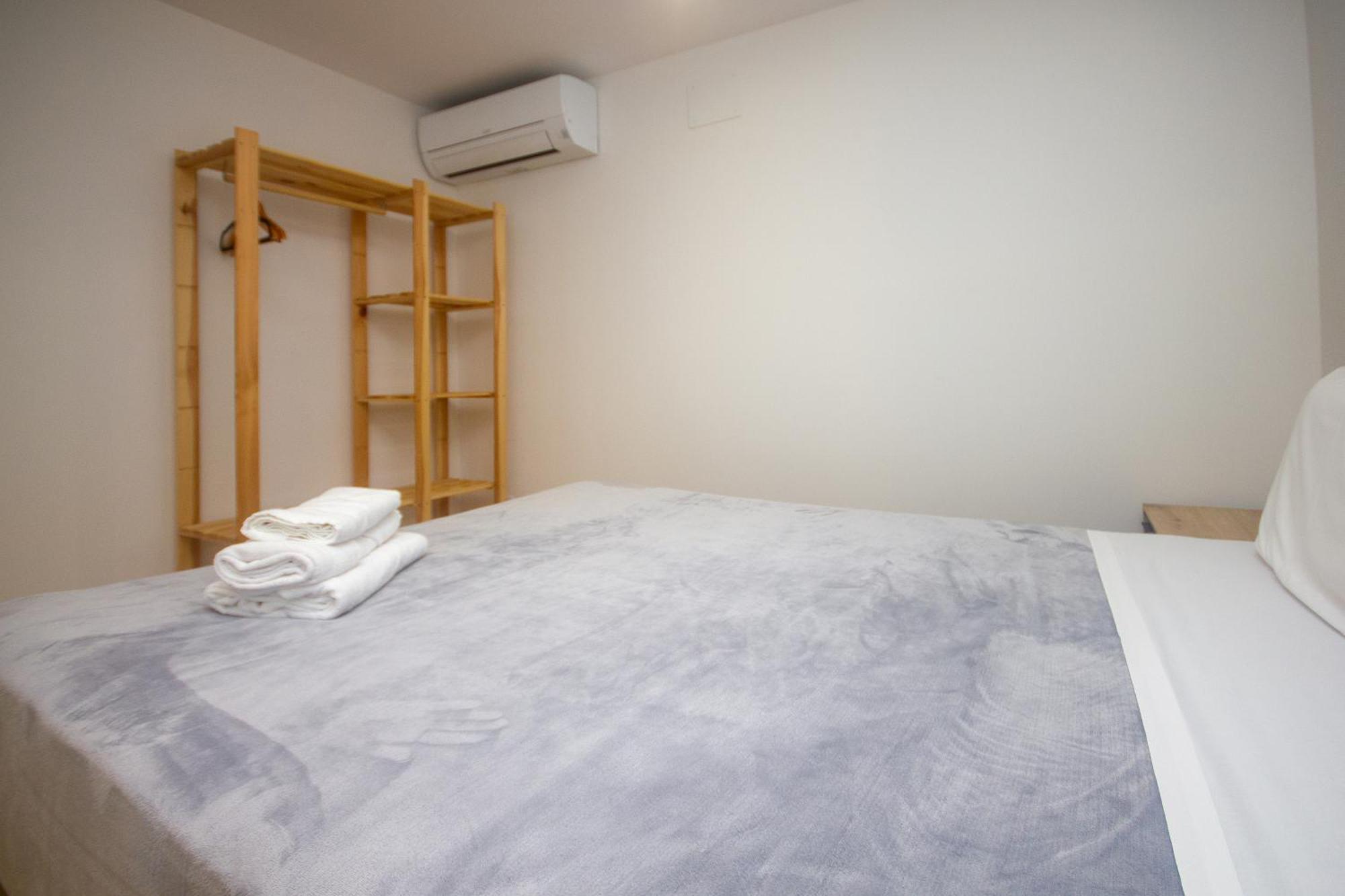 Portobeach Valencia Suites Екстер'єр фото