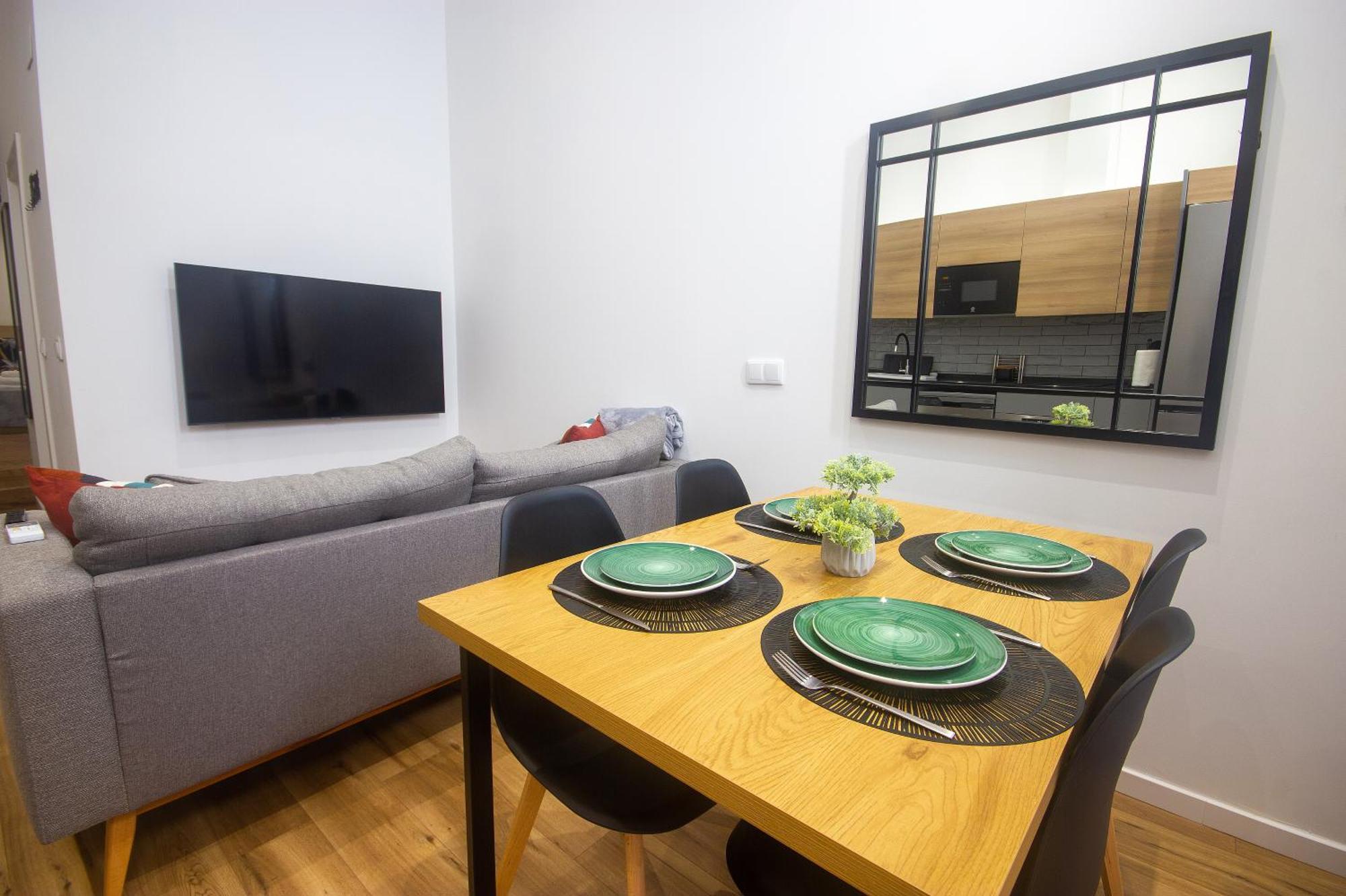 Portobeach Valencia Suites Екстер'єр фото