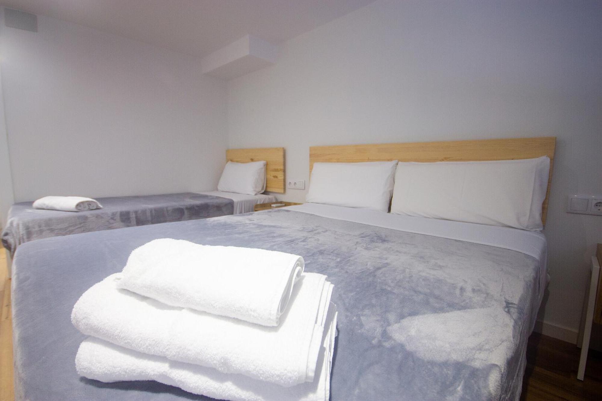 Portobeach Valencia Suites Екстер'єр фото