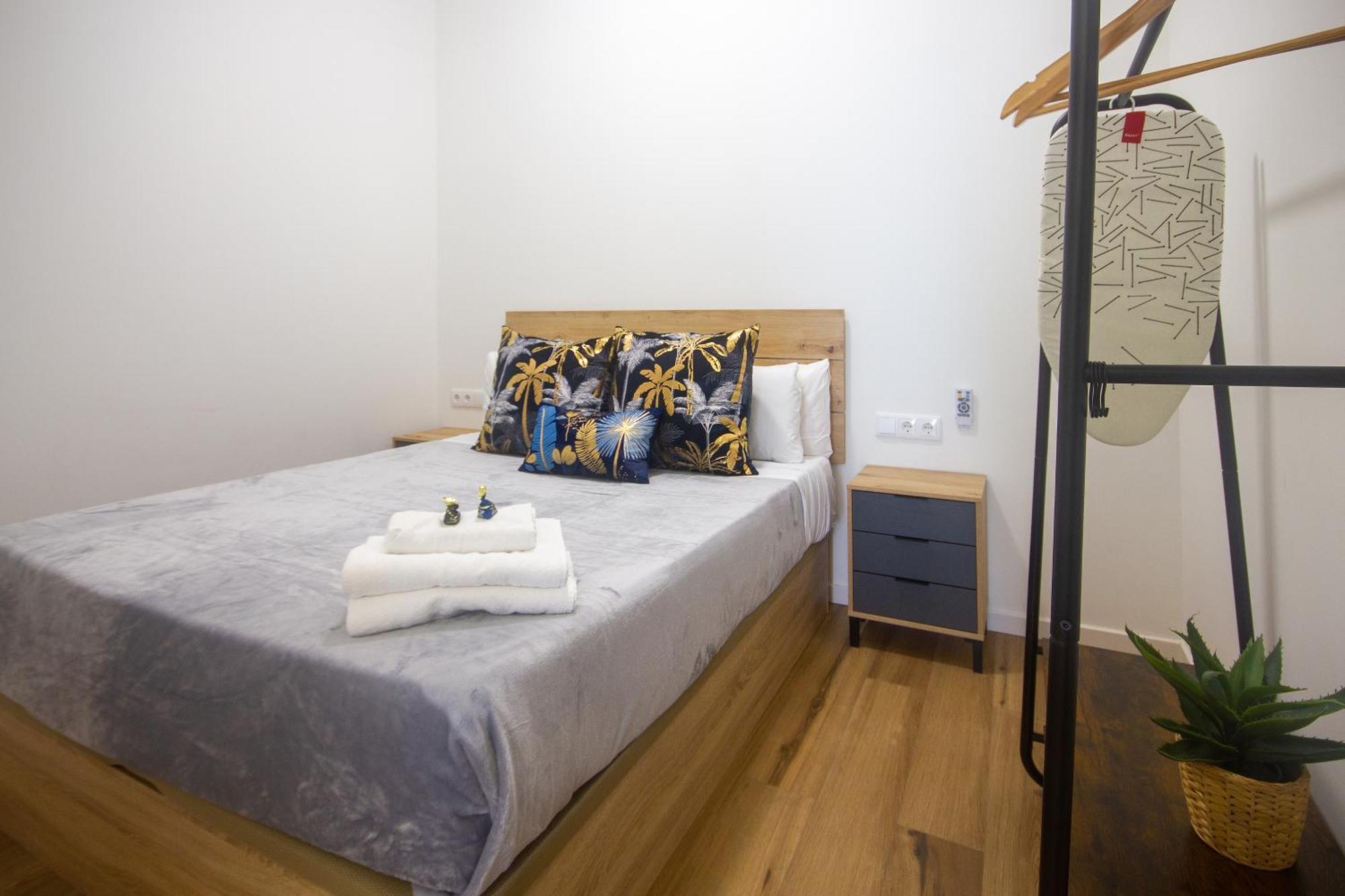 Portobeach Valencia Suites Екстер'єр фото