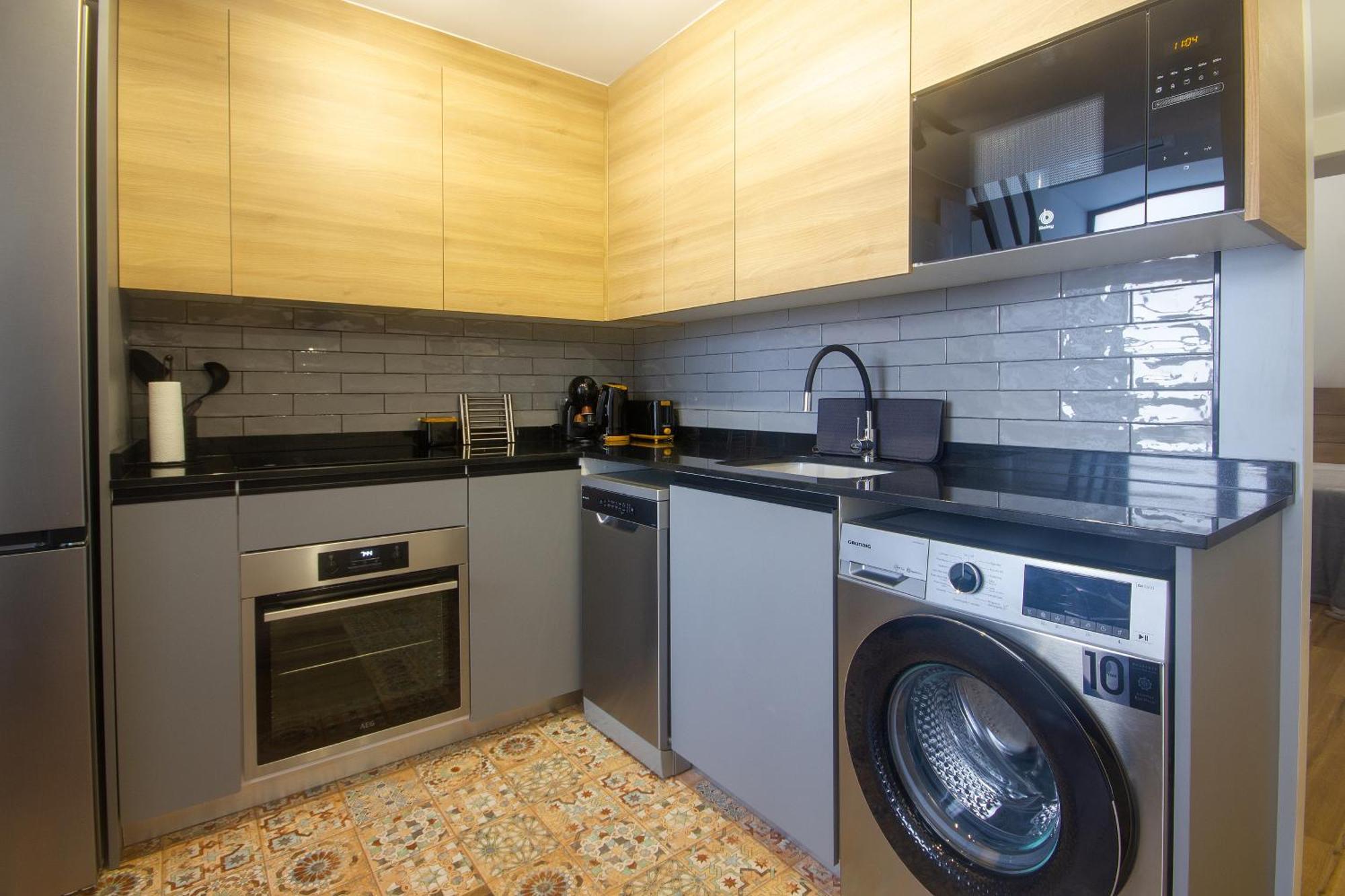 Portobeach Valencia Suites Екстер'єр фото